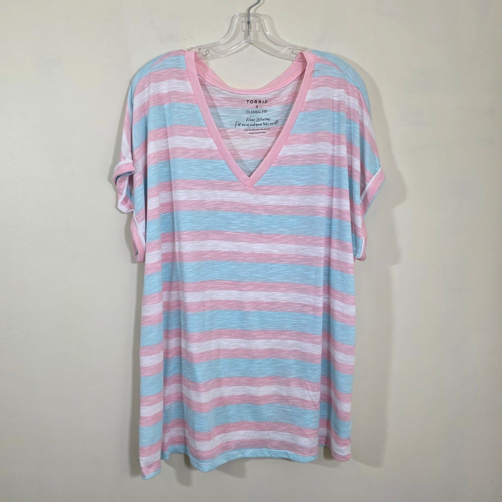 Torrid Women T-Shirt Pastel Striped V-Neck Slub Knit Classic Fit Plus Size 3 3X